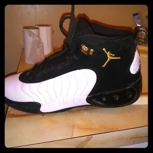 Jordans size 7y